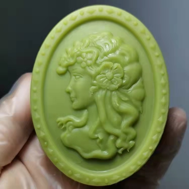 Queen Soap Mold for Soap Makin - Soap Making Queen review and price